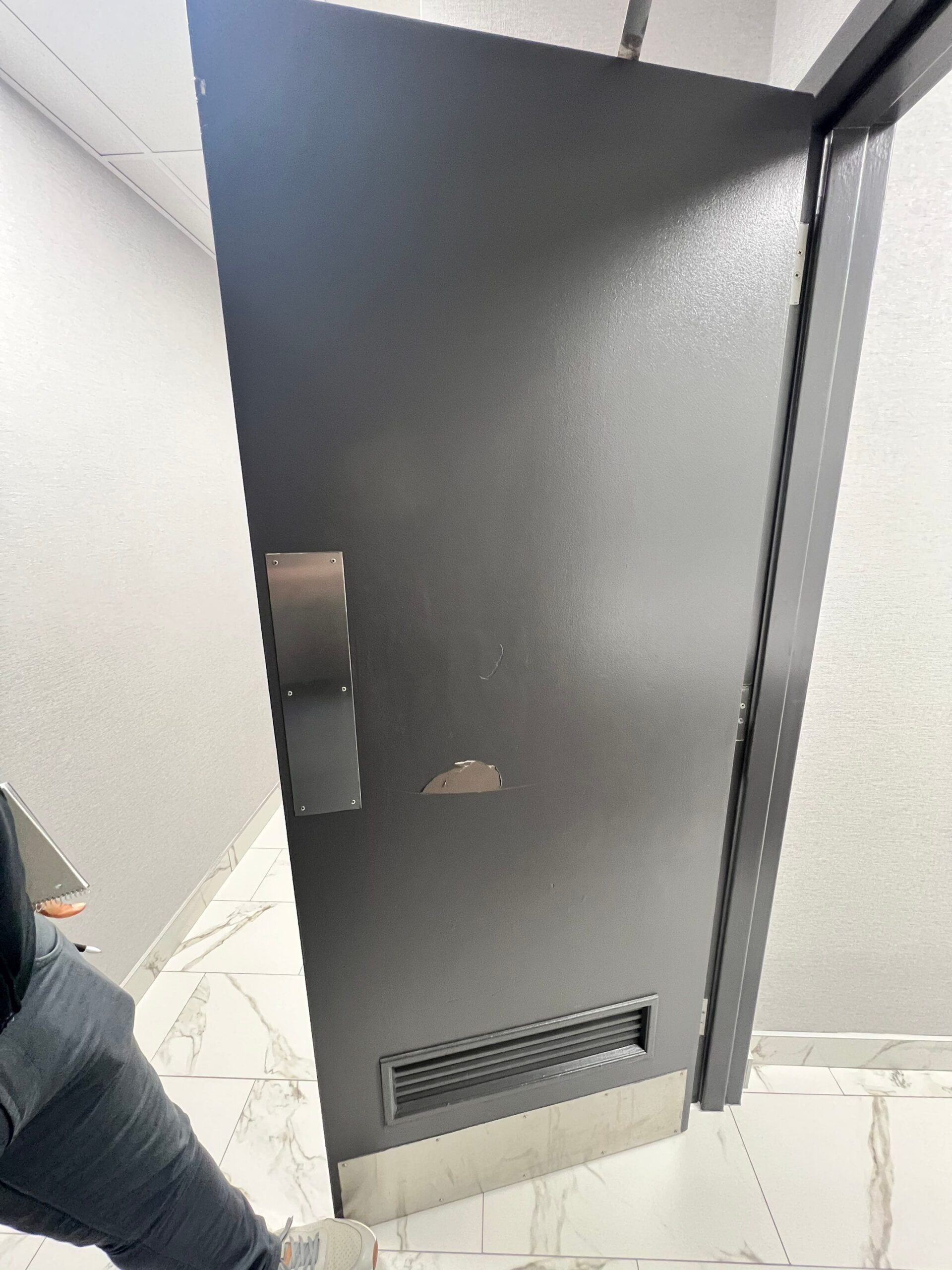 2970 – Before-4-Mar 30 2026 10_33am-FkWs Commercial Interior Painting in Buckhead, GA
